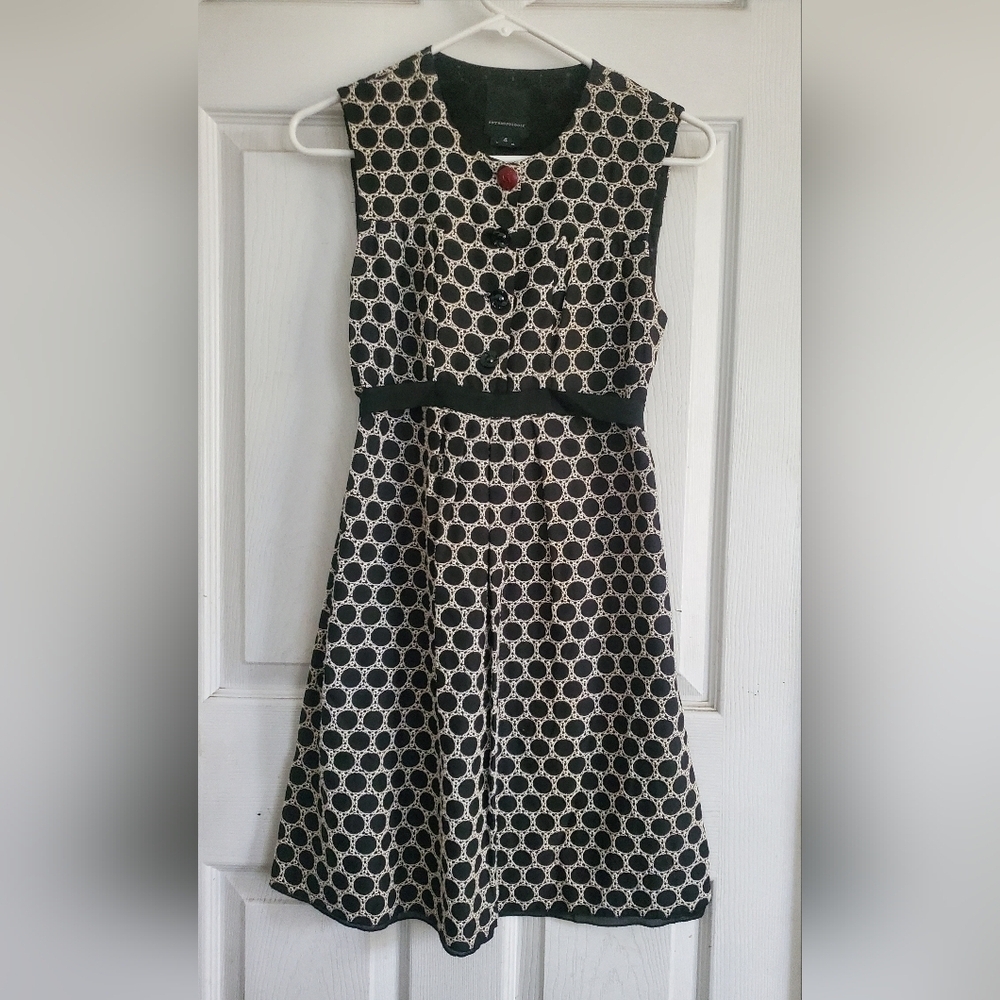Anna Sui For Anthropologie Black And White Embroidered Sleeveless Dress, Size 4 - Picture 2 of 10